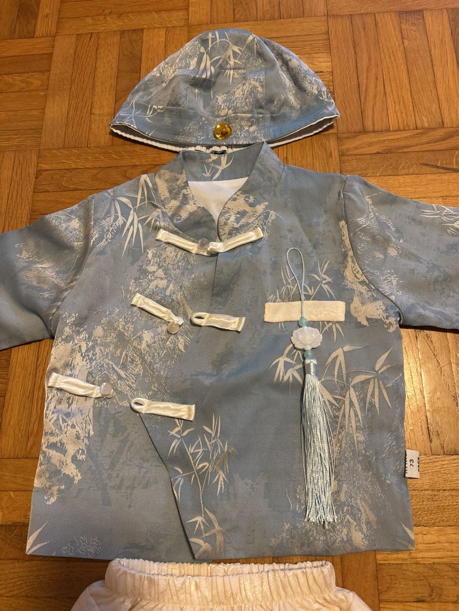 Lotti & Set di vestiti: Ensemble bébé style chinois cérémonie – Nuovo (secondo la descrizione) da Ecublens VD venduto da Alan2026 2