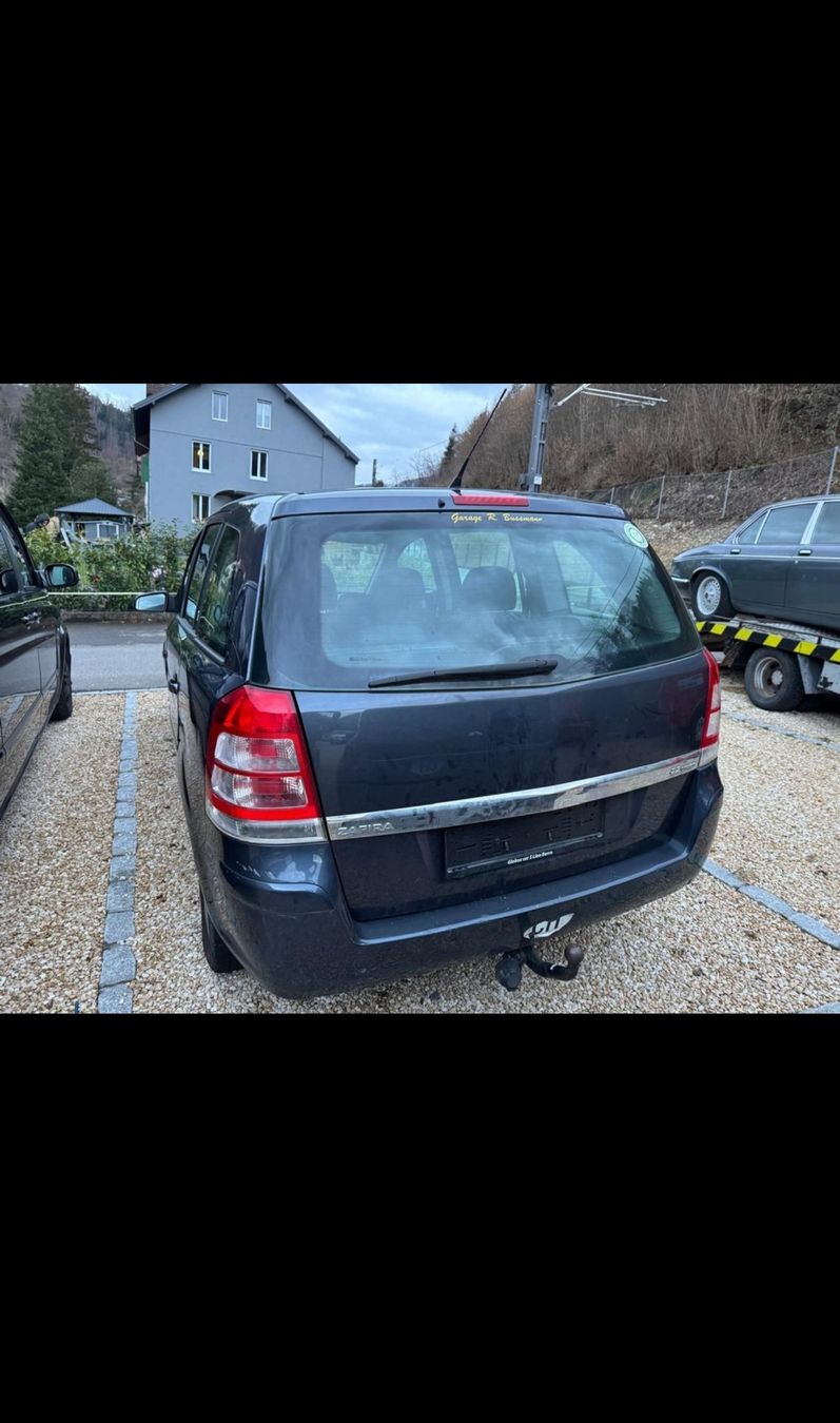 Opel Automobili: In: Opel Zafira 2009. 2.2 Benzina 7 platz. Oder export!!! – Usato da Trübbach venduto da got_rfg8 4