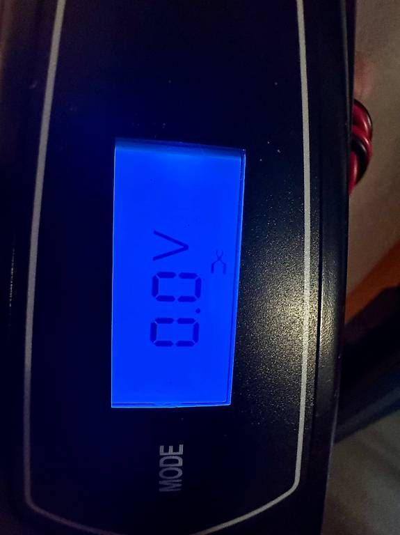 Batterie-Ladegeräte: Batterieladegerät – Neu und originalverpackt aus Dietikon von inf_xq5h 1