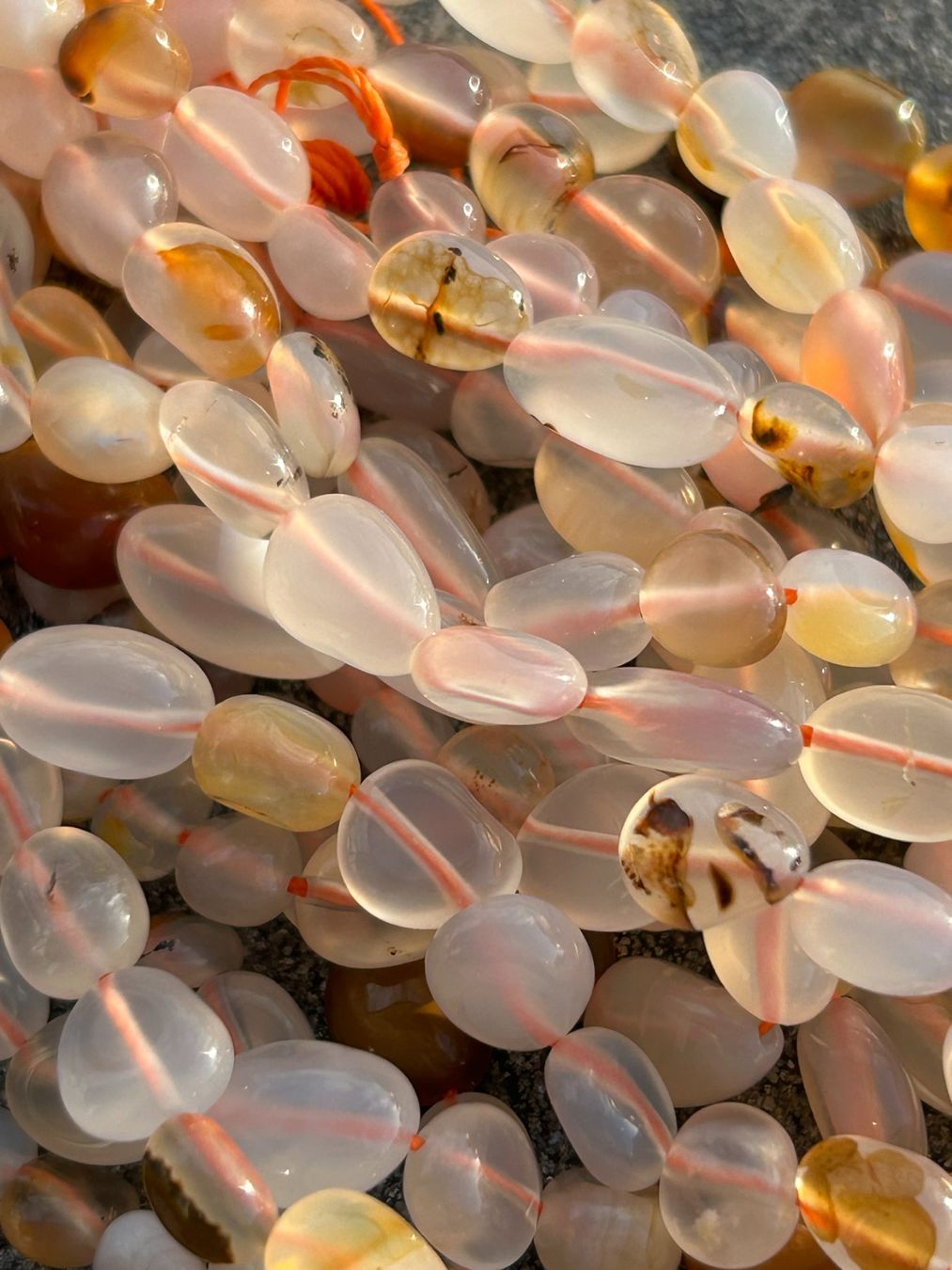 Pietre preziose: Strang echte ocean chalcedon 6-8 mm – Nuovo e nell'imballaggio originale da Niederrohrdorf venduto da Ytobi