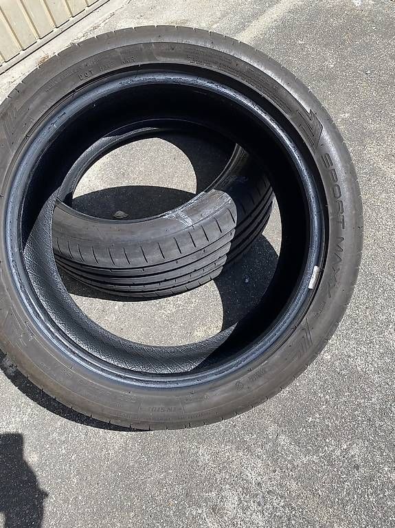 Pneus & Kompletträder: Dunlop SportMaxx RT2 225/45/18 – Gebraucht aus Landquart von barbosa-2007 2