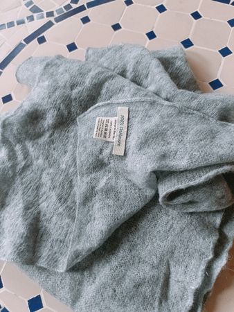 Sciarpa Mirror in the Sky 100% cashmere grigio ottime cond