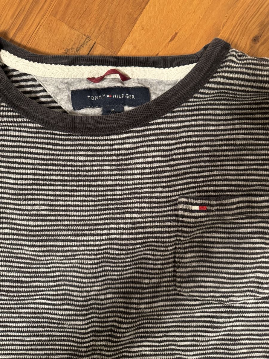 Tommy Hilfiger Pullover & Sweatshirts: Tommy Hilfiger Sweater - M – Gebraucht aus Zürich von ErnstS_23 1