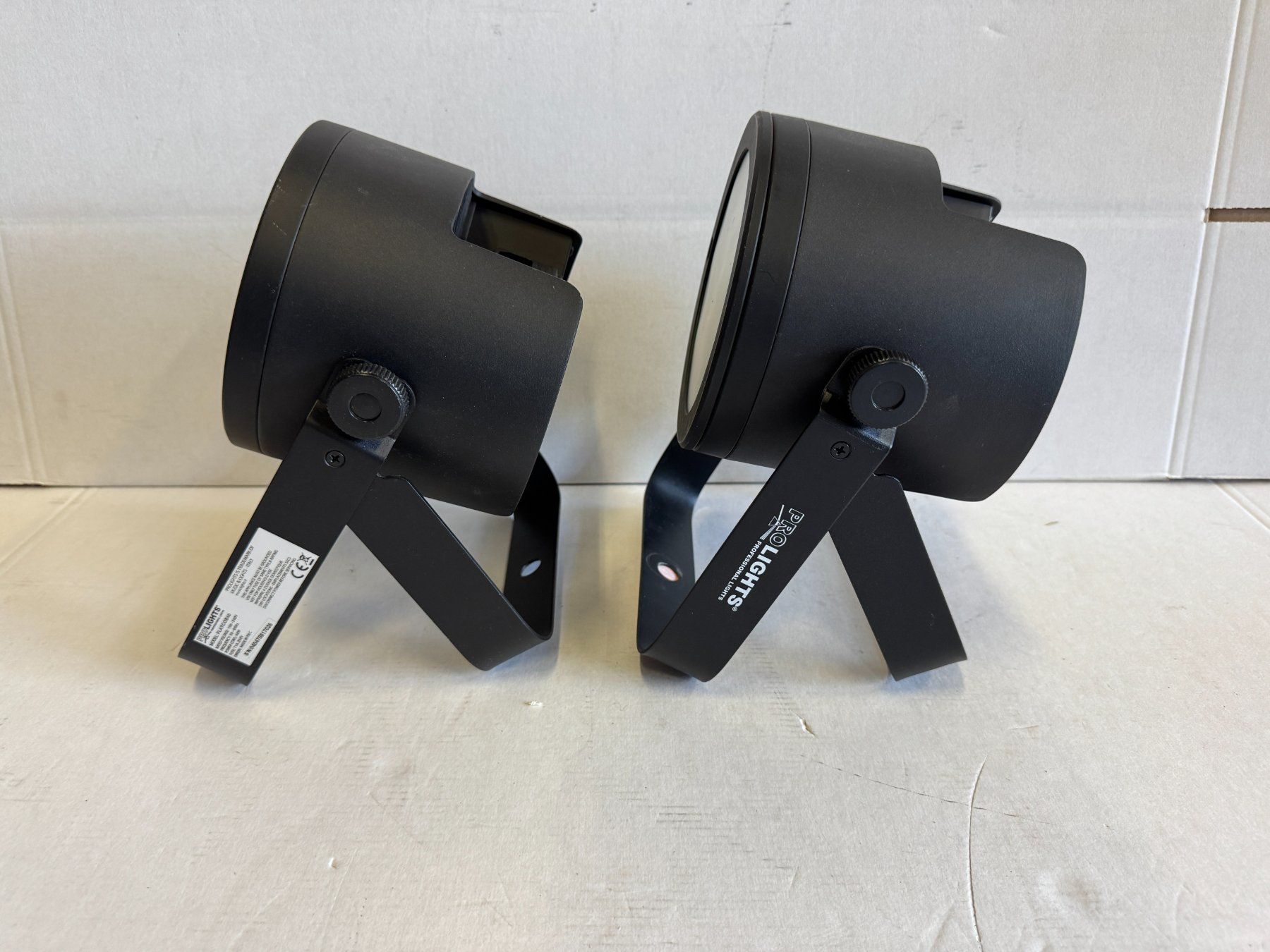 Lampade: 2x Pro Light FlatCOB40 Scheinwerfer (L697) – Difettoso da Däniken SO venduto da Profog1 4