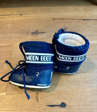 Moon Boot Baby blue Gr 19/22