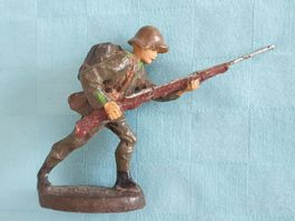 altes Spielzeug Soldat Figur Elastolin