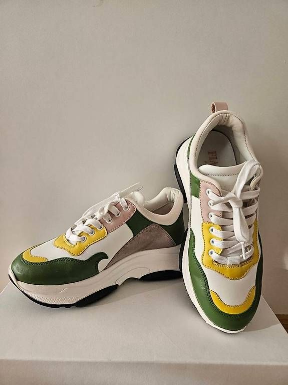 Damenschuhe: Fiamme Antwerp Sneaker Gr. 37 – Gebraucht aus Aarau von chi_qnc5