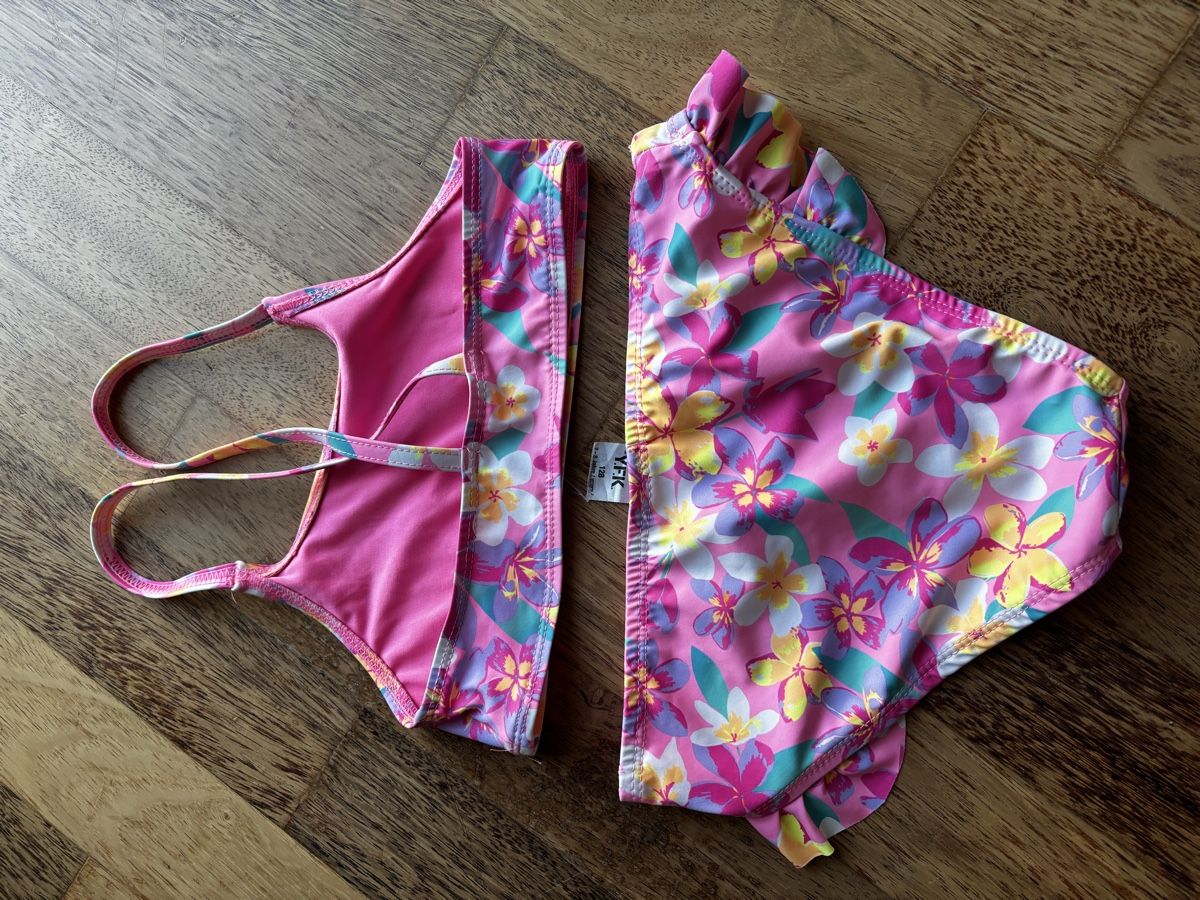 Costumi da bagno & Bikini: Mädchen Bikini Gr. 128 – Nuovo (secondo la descrizione) da Amriswil venduto da Ka_Sc 1