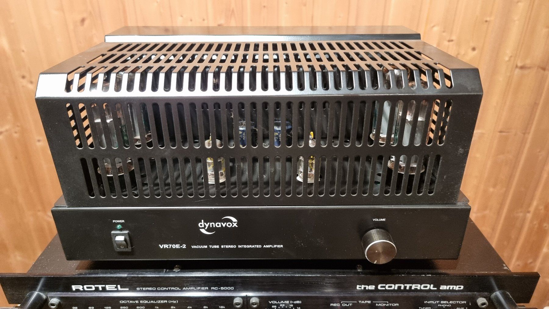 Amplificatori: Dynavox VR70-2 Röhren Endstufe mit EL34 – Usato da Schöfflisdorf venduto da Silvervintage.CH 7
