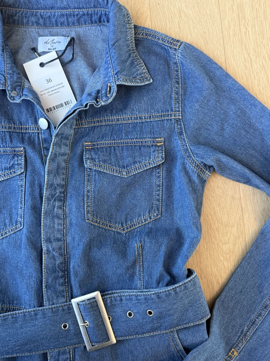 Jumpsuits: NA-KD Jumpsuit aus Denim – Neu und originalverpackt aus Wallisellen von giotak 2