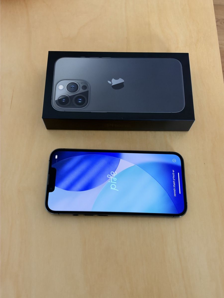 Apple Handys / Smartphones: iPhone 13 Pro 128Gb with accessoires  – Gebraucht aus Zürich von rui_mqw2 5