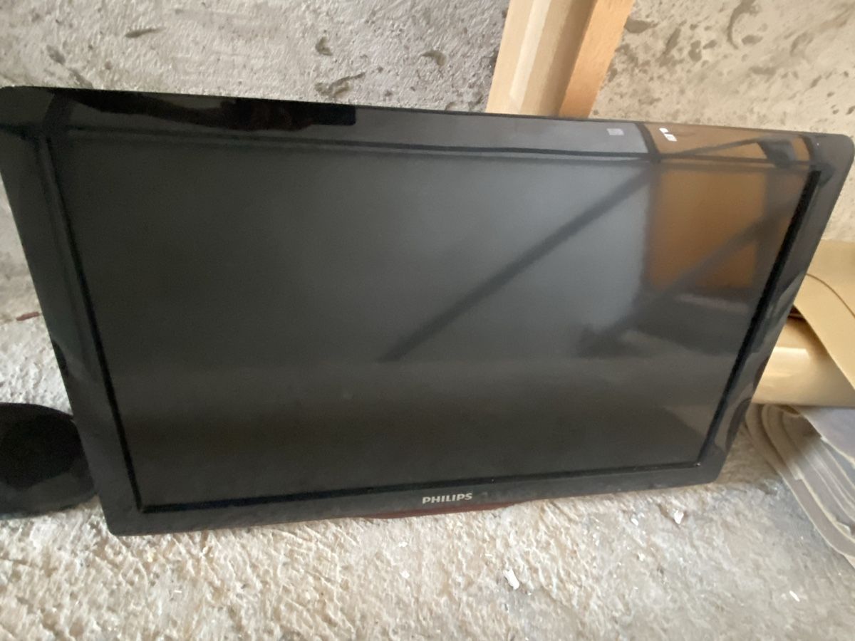 Philips Televisori: TV Bildschirme /Hotelzimmer – Usato da Port venduto da Amgpower
