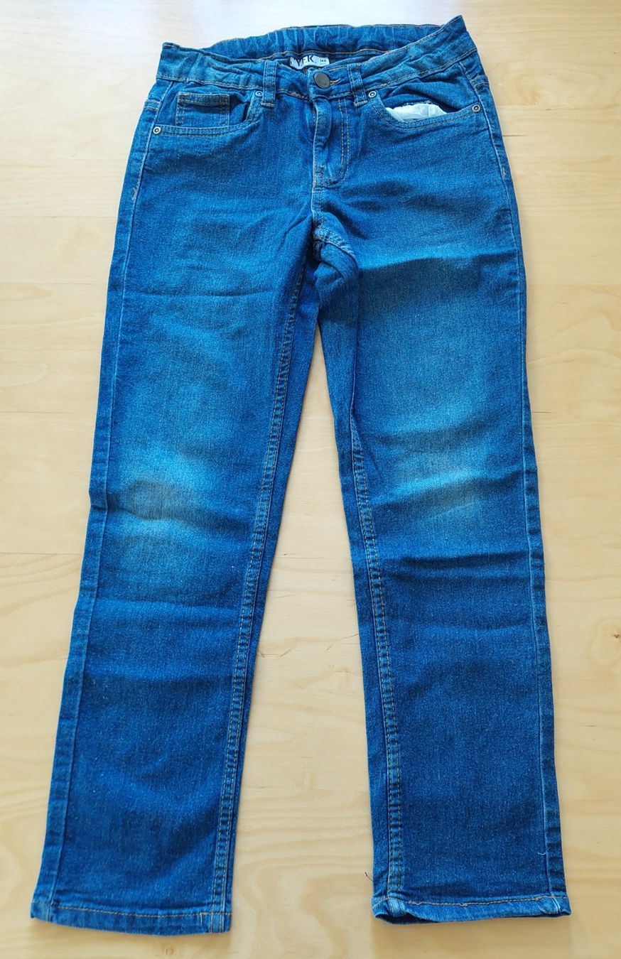 Hosen: Jungen Hosen Gr.134/140 – Gebraucht aus münchenstein von ewu_8lcz