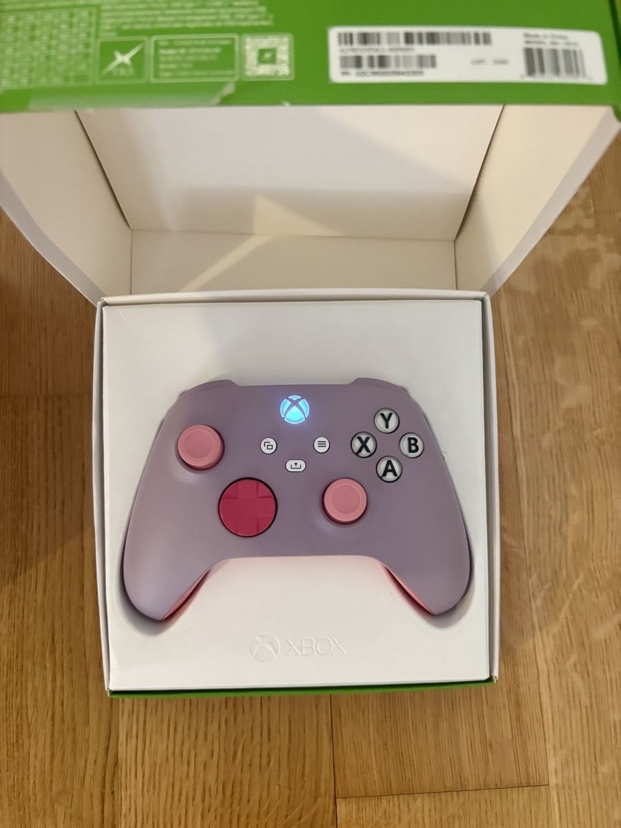 Controller: Xbox Design Lab Wireless Controller individuelles Design – Nuovo (secondo la descrizione) da Lenzburg venduto da aur_by7n