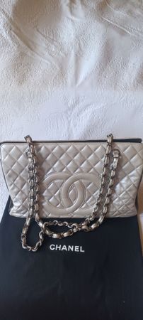 CHANEL TASCHE, neuwertig und Original!
