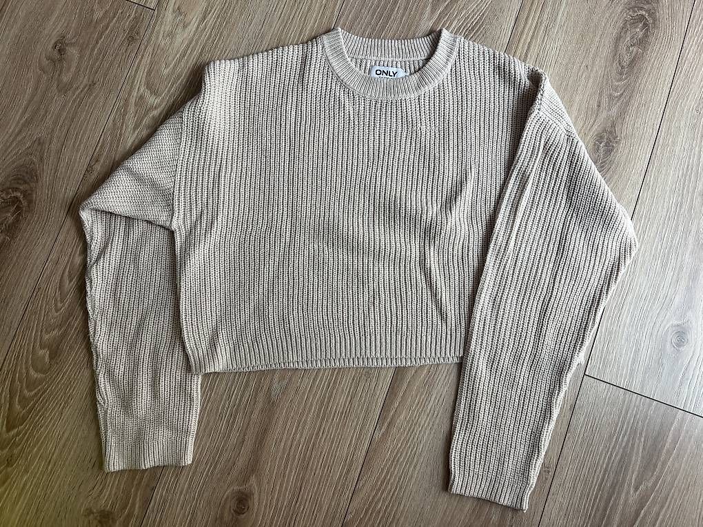 Pulls & Sweat-shirts: diverse Pullover  – D'occasion à Brütten par cel_l8pt 2