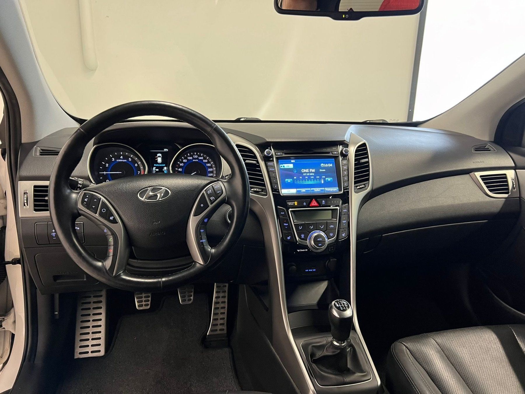Hyundai Automobili: Hyundai i30 Wagon 1.6 GDI – Usato da Chéserex venduto da DanielDeAlmeida 4