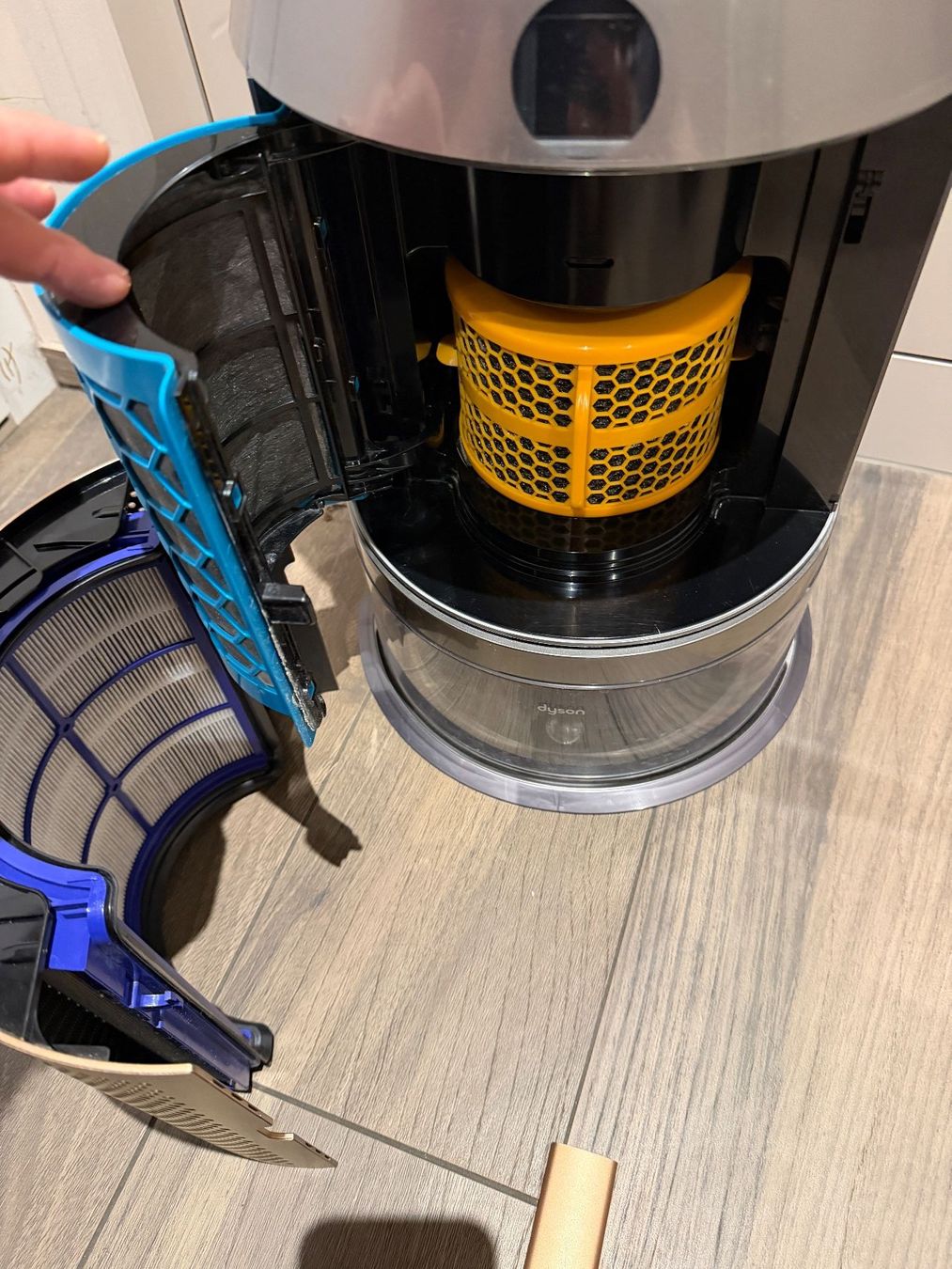 Luftreiniger: DYSON PH04 Purifier Humidify + Cool Formaldehyde (81 m2) – Gebraucht aus Horgen von Auction-Kings 4