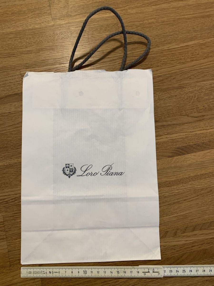 Loro Piana Borse: Loro Piana Tragetasche - Papiertasche – Usato da Küsnacht ZH venduto da filo_fila8700 1