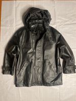 Leder Jacke mit abnehmebare Kaputze