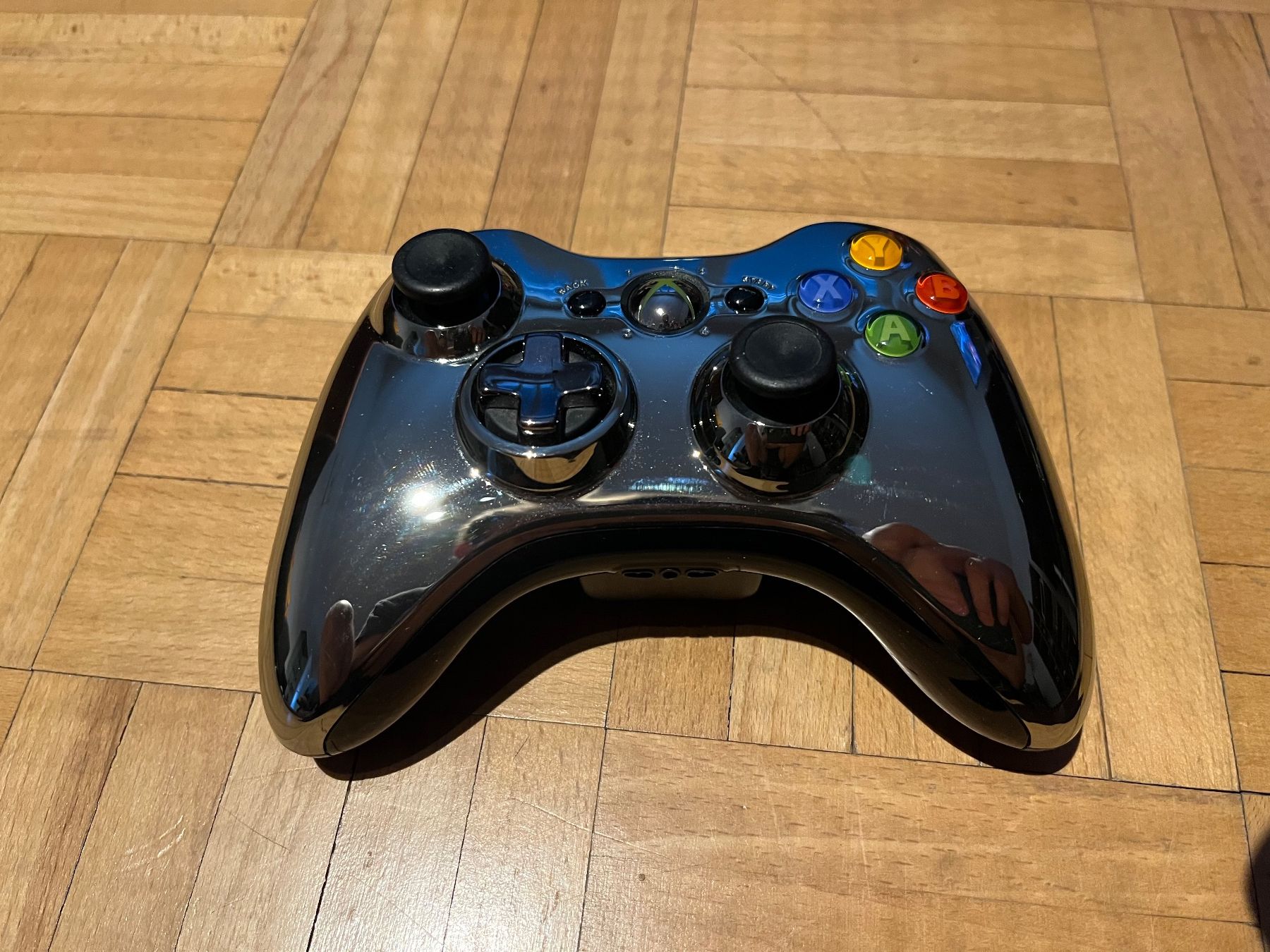 Microsoft Controller: 3 Originale Xbox 360 Controller (2 Chrome) – Gebraucht aus Basel von Ruemli17 2