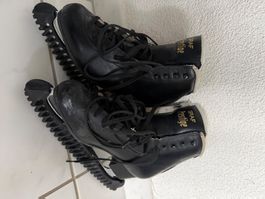 Schwarze Jungsschlittschuhe (Eiskunstlauf) Grösse 38