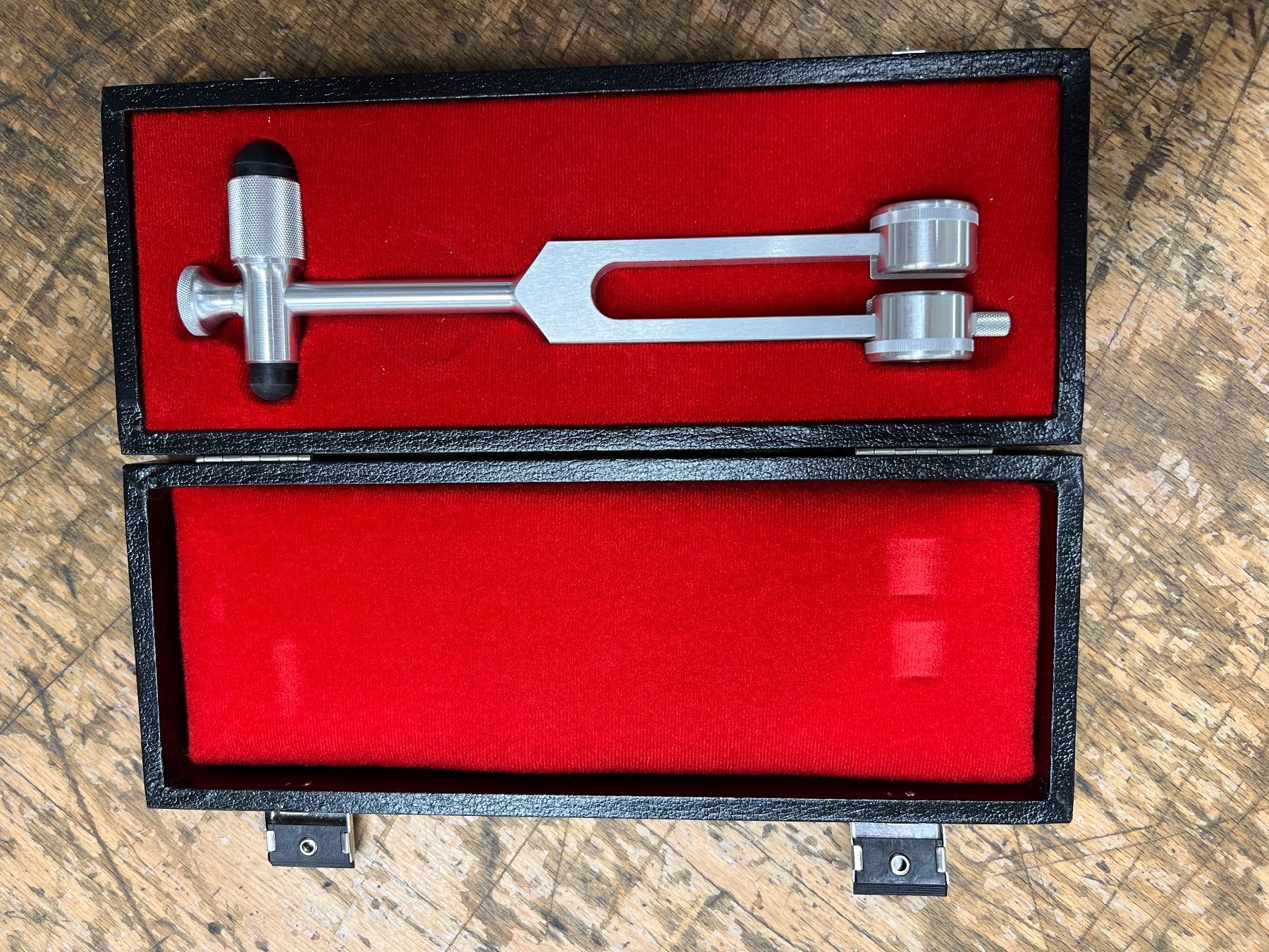 Attrezzature mediche: Stimmgabel Neurotone-5 – Usato da Bern venduto da BaernerBrocki