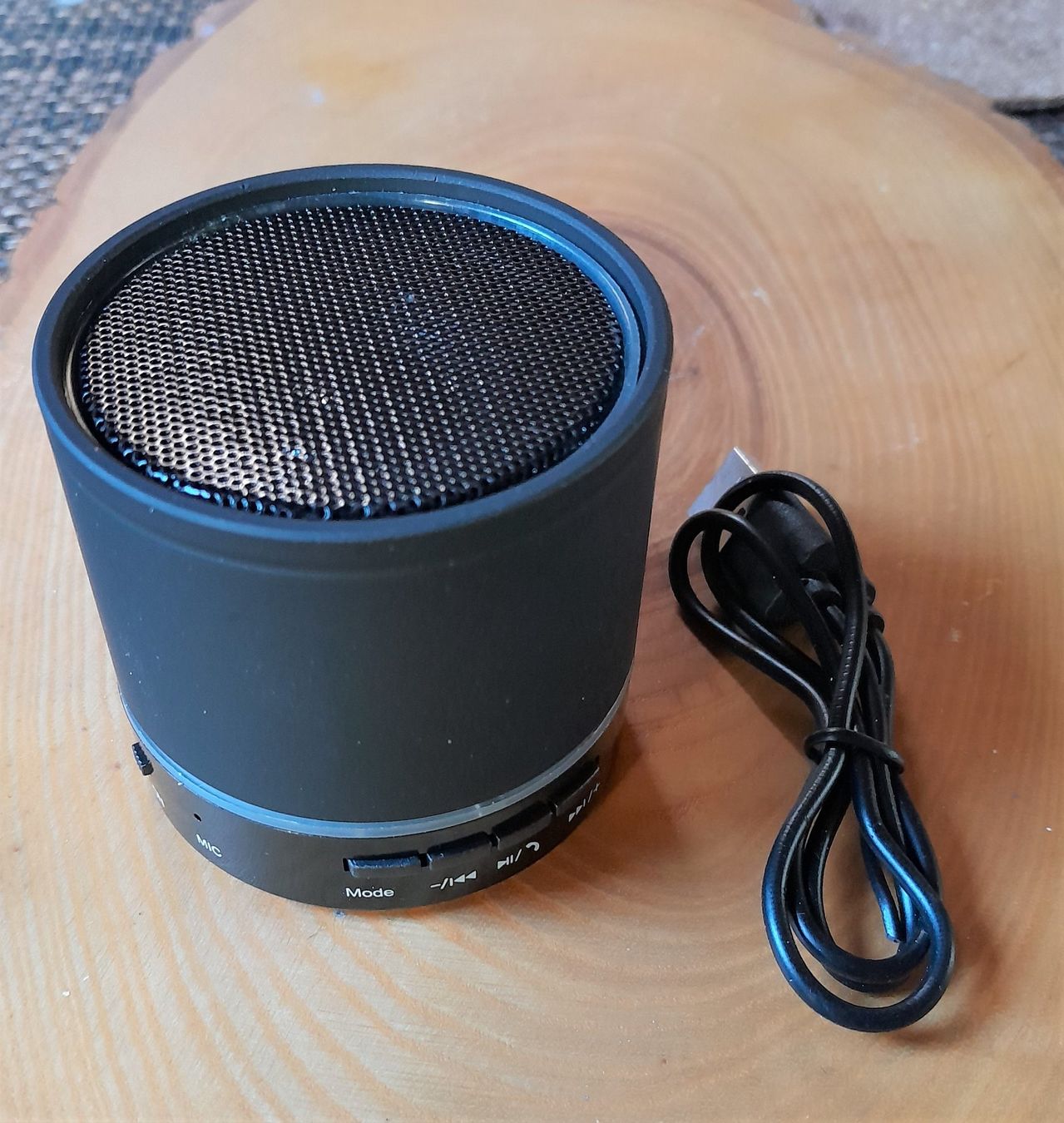 Lautsprecher: Drahtloser Bluetooth-Lautsprecher – Neu und originalverpackt aus Bad Ragaz von ejukova 5