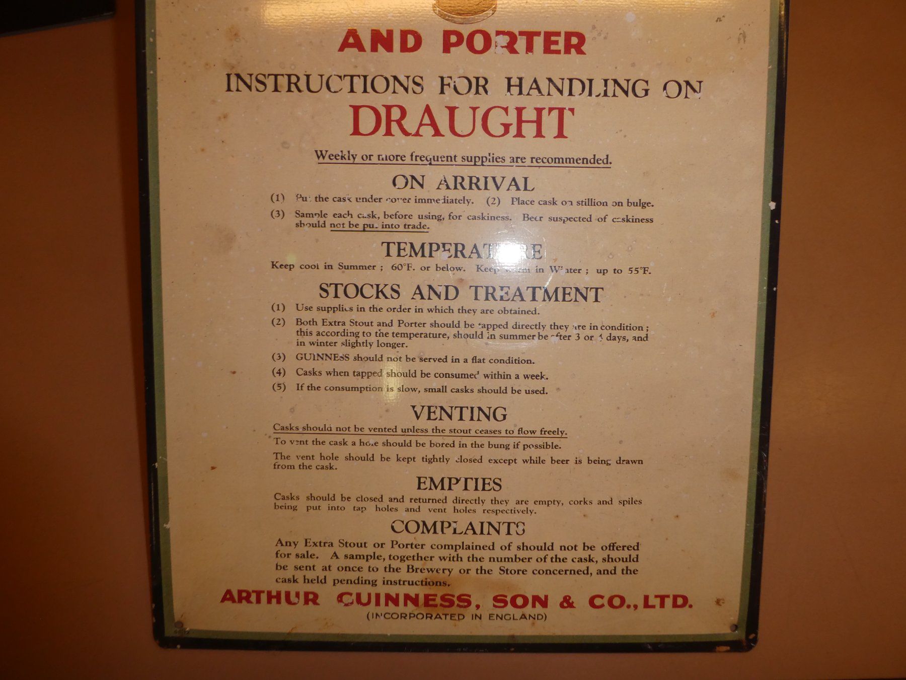 Guinness Schilder: Guinness Plaque, Instructions for Draught – Gebraucht aus Chur von Diversico2010 2