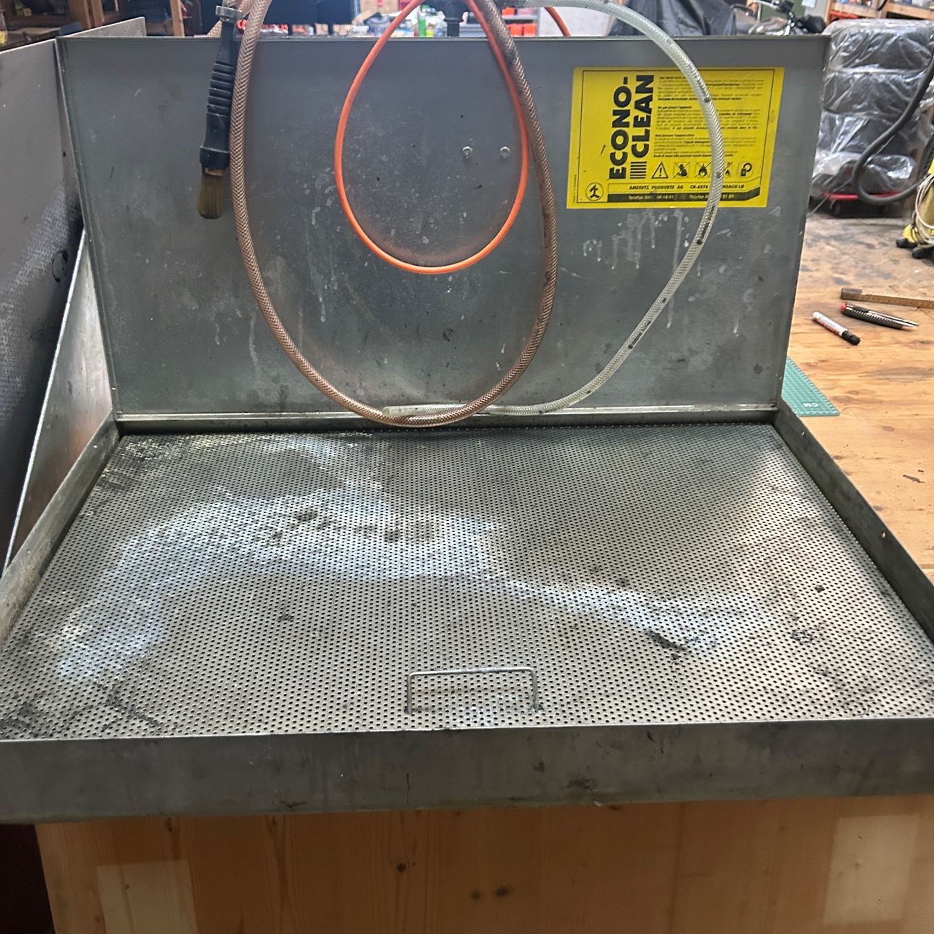 Tutte le macchine: Kleinteilereiniger von Amstutz mit Strom 230 Volt – Usato da Untersiggenthal venduto da sinamoll 1