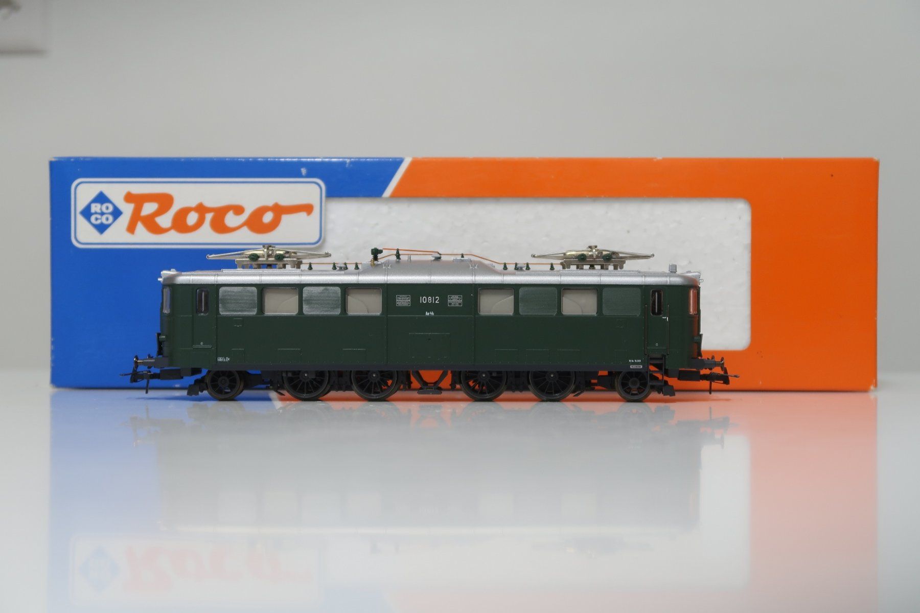Roco Modellini di ferrovie: Roco SBB Ae 4/6 10812 – Usato da Dättwil AG venduto da Bastiano_Coimbra 3