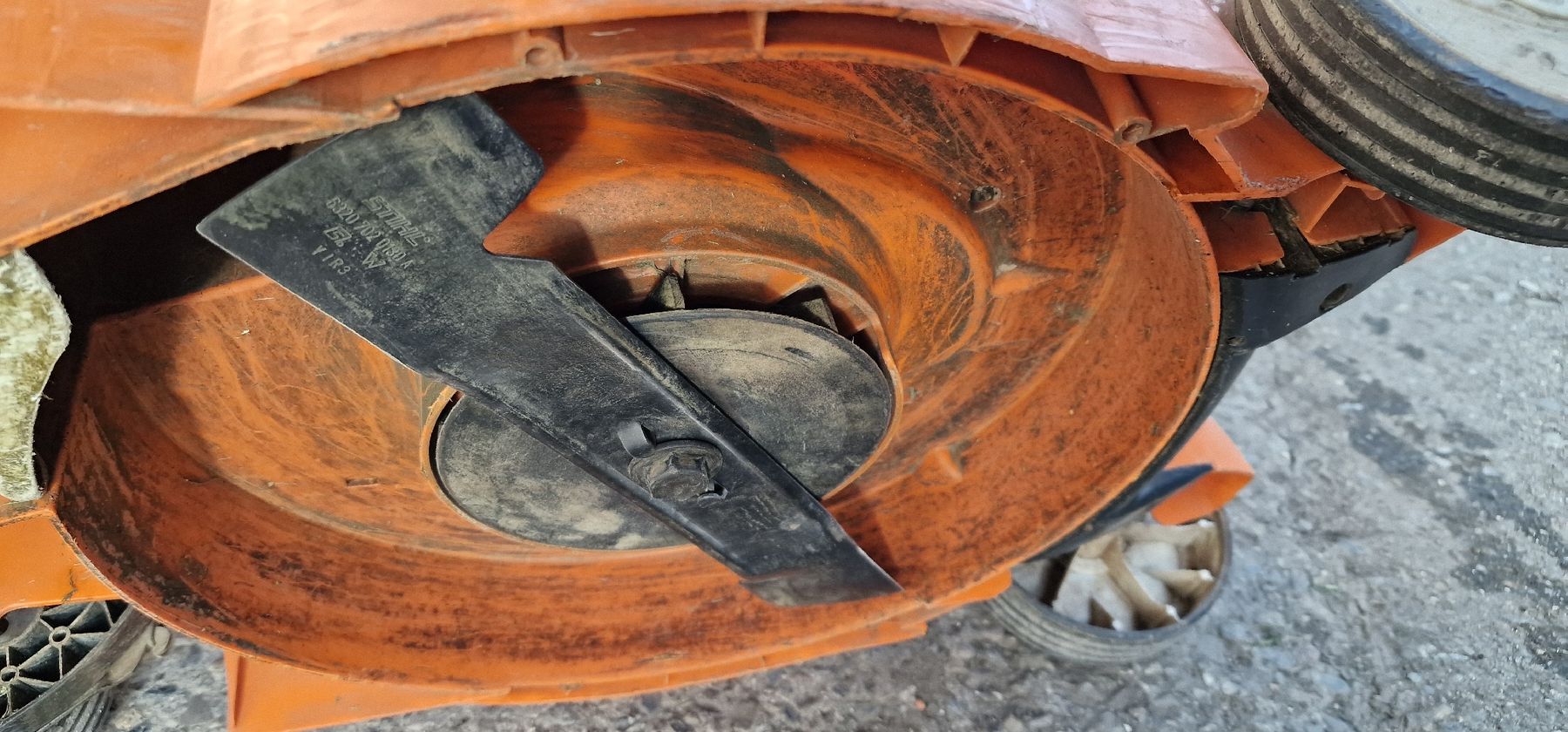 Stihl Tagliaerba: Stihl RMA339 Akku Rasenmäher – Usato da Tagelswangen venduto da Axel_36 4