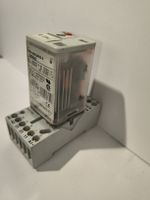 Relais 700-HA33A03-3 Allen-Bradley 230VAC 10A gebraucht