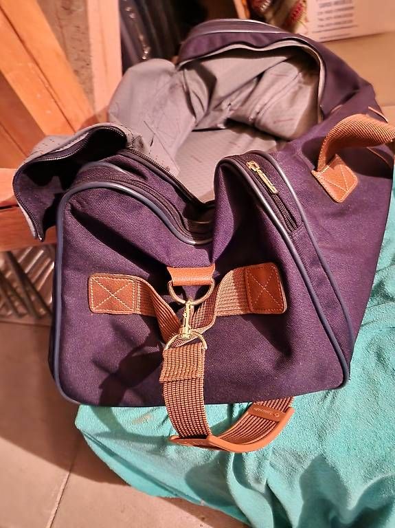 Valises de voyage: Sac de voyage Samsonite neuf – D'occasion à Vufflens-la-Ville par jea_6xps 1