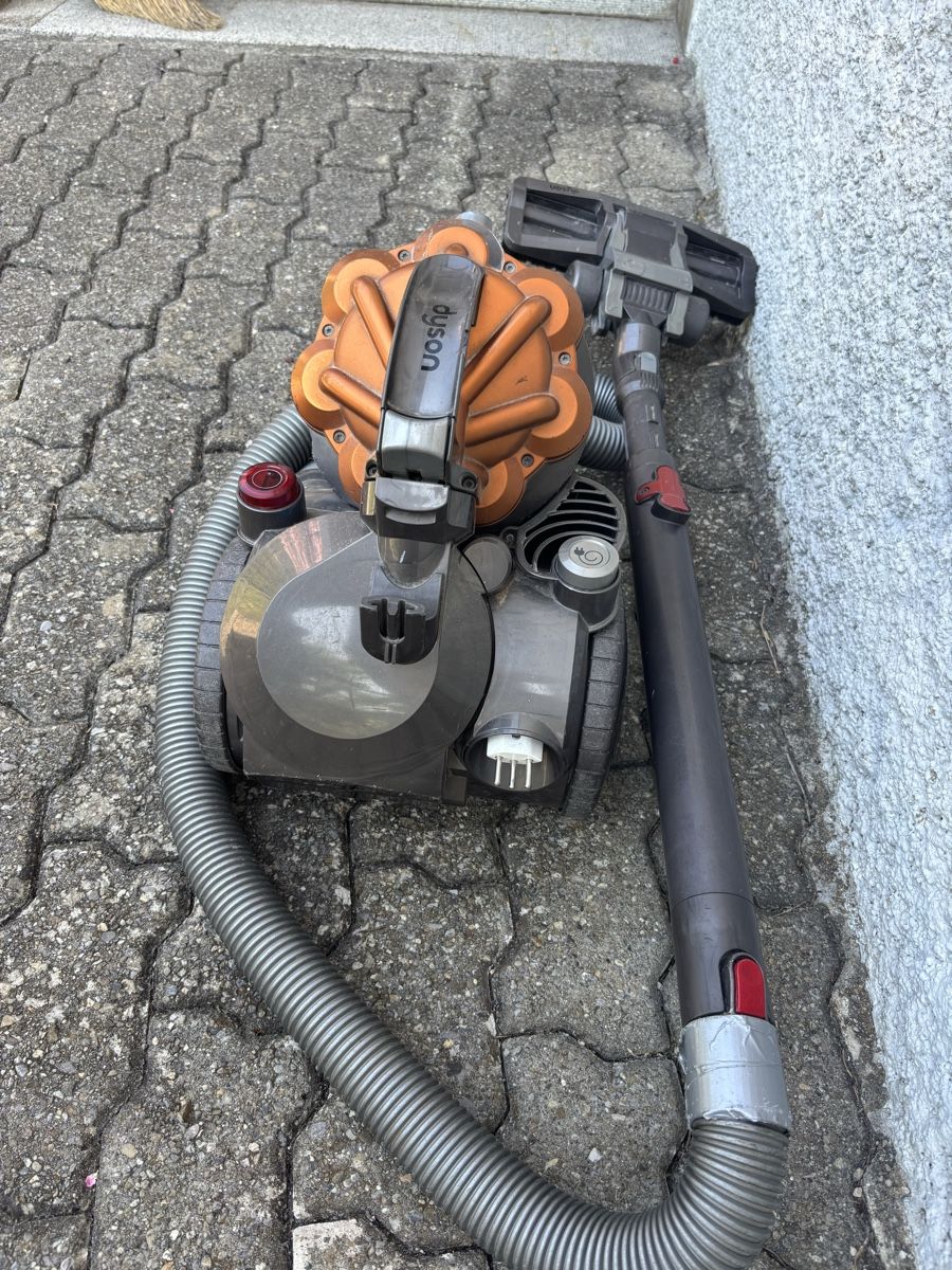 Dyson Aspirateurs & Accessoires: Staubsauger Dyson DC29 defekt – Défectueux à Tavannes par Phildan76 2