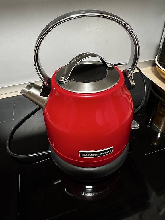 Bollitori: KitchenAid Wasserkocher Empire rot  – Usato da St. Gallen venduto da lea_hq2w 1