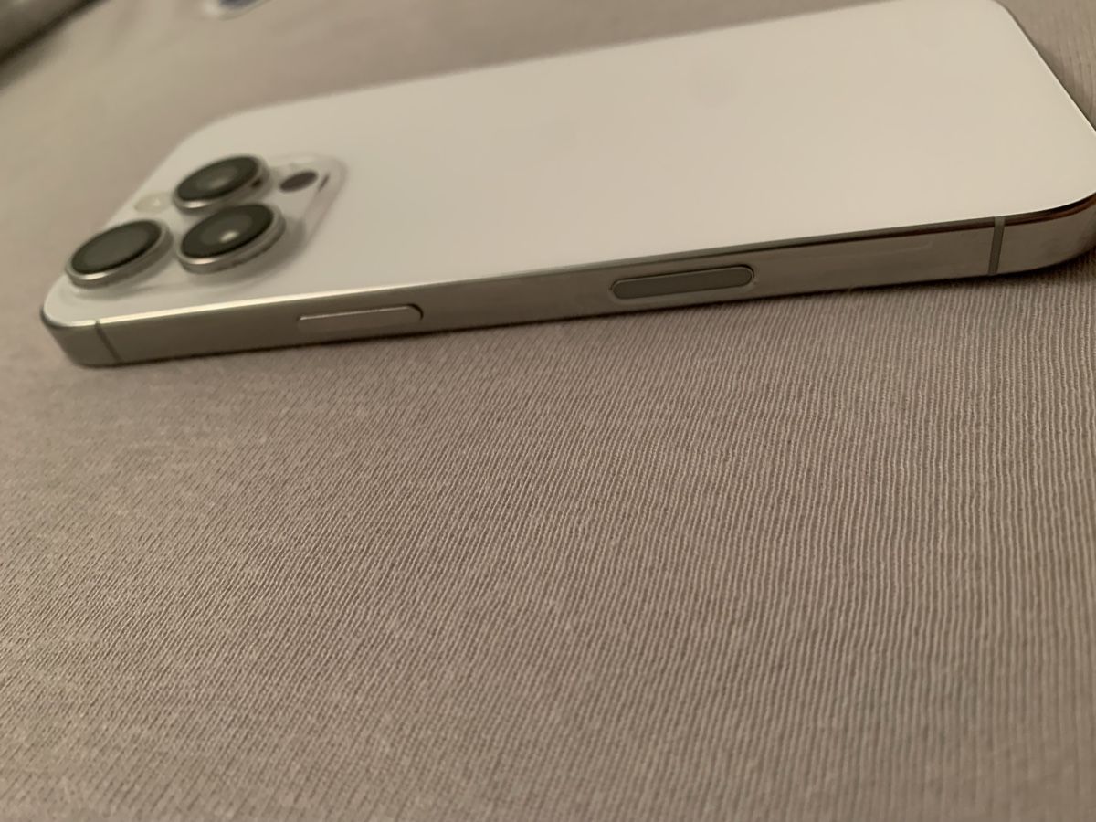 Apple Telefoni cellulari / Smartphones: Iphone 16 pro 128gb white – Usato da Liestal venduto da Francesco65_ 3