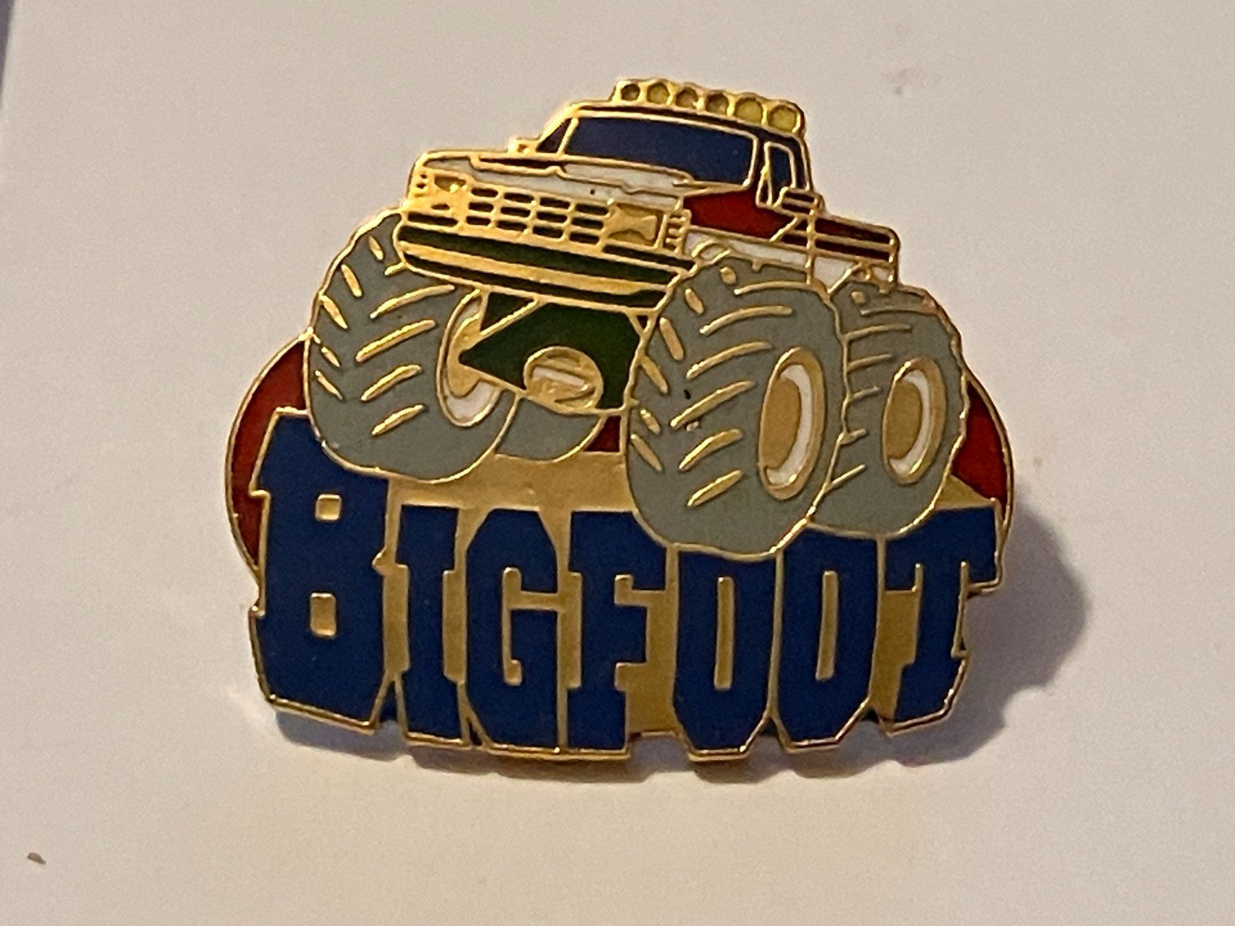 Placchette & Badge: 1 Pin Big Foot Monstertruck – Usato da Basel venduto da djwwpp