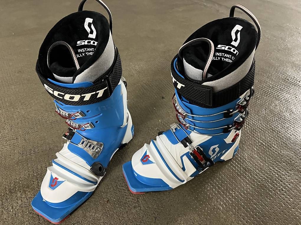 Scarpe da uomo: Chaussures de telemark 24,5 neuve  – Usato da Lausanne venduto da litchi18