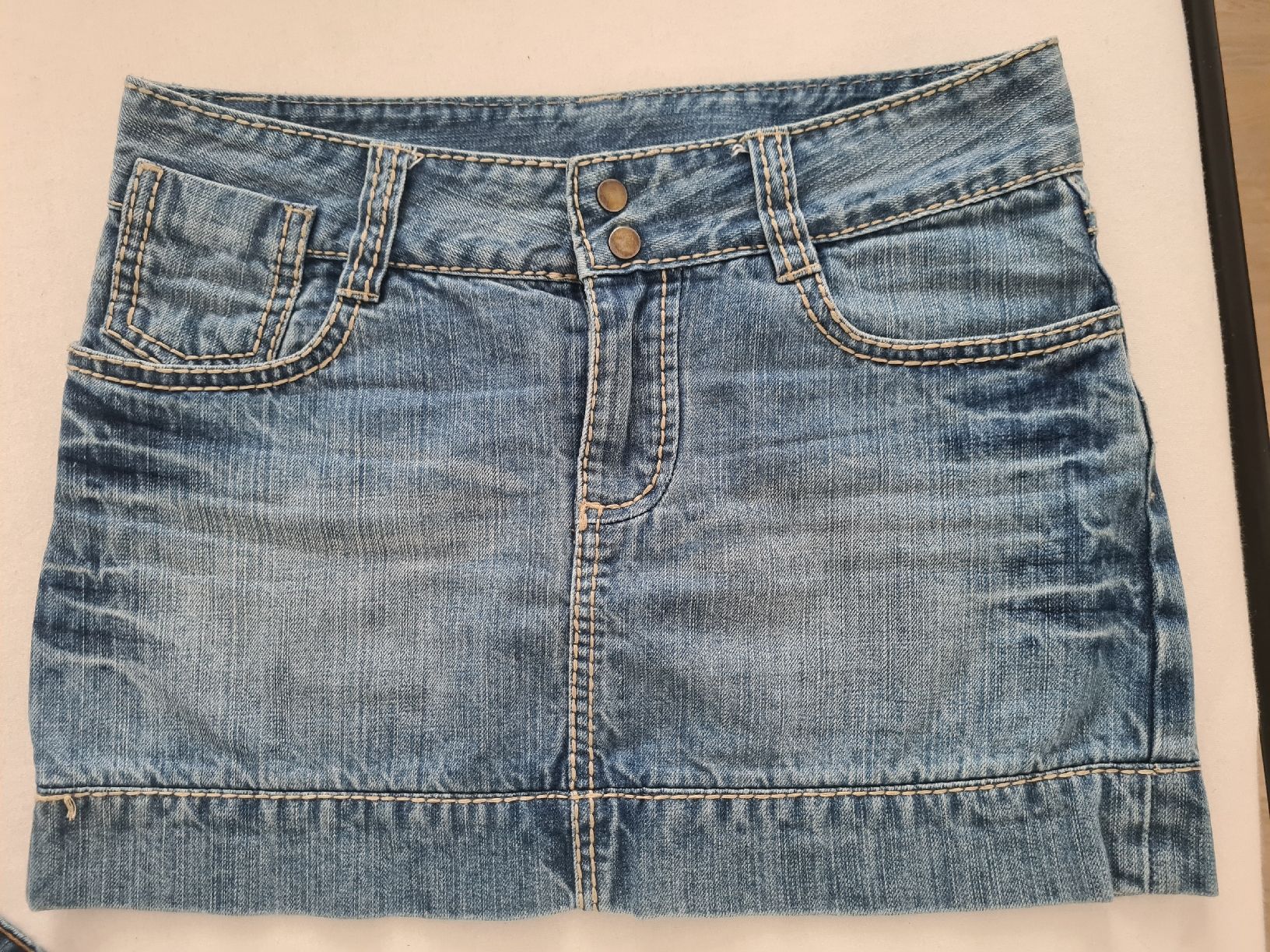Jupes: 2 Jeans Rock Gr. M Mini – D'occasion à Steinen par turbogeiss99 4