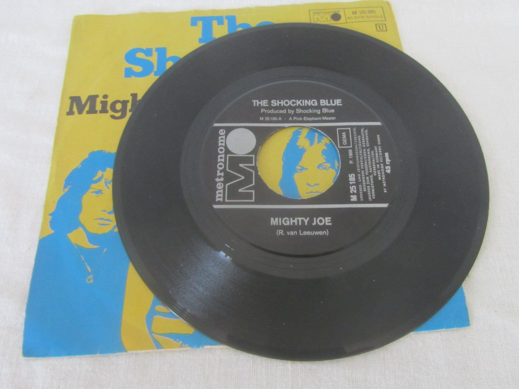 Dischi in vinile: Vinyl Single The Shocking Blue Mighty Joe – Usato da Seengen venduto da mikelele 2