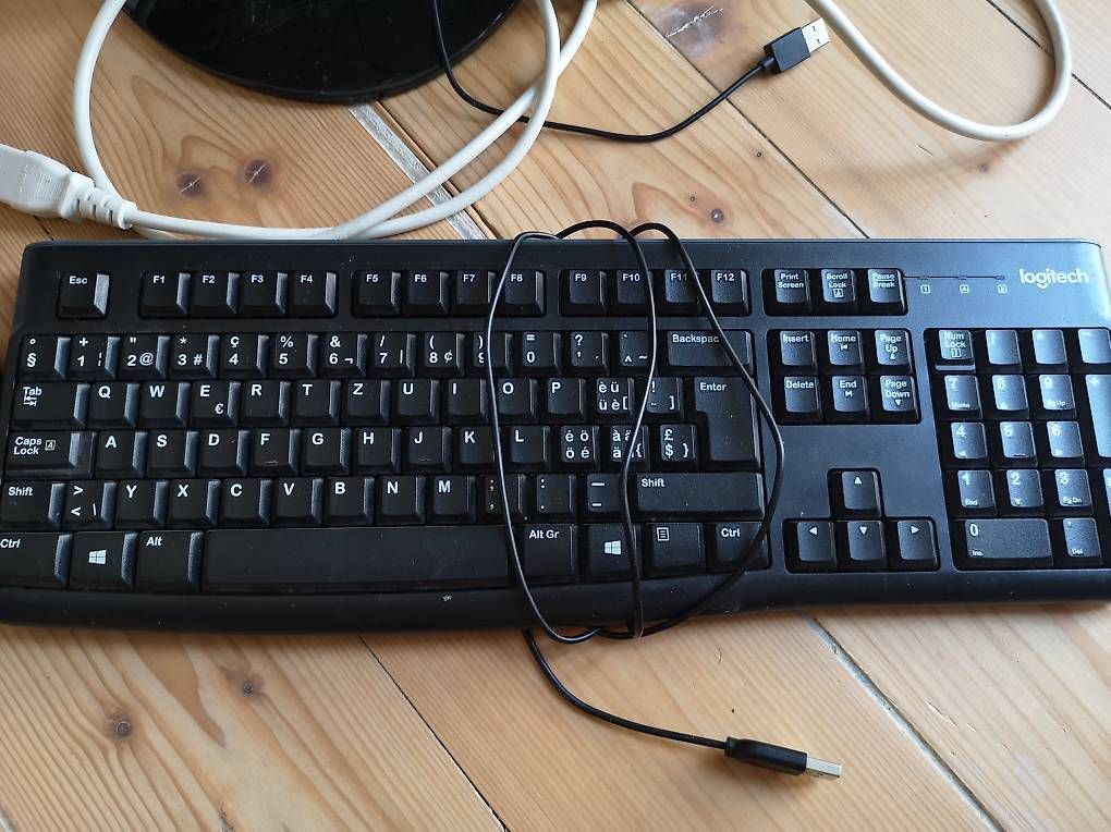 Monitore: Bildschirm, Tastatur und Maus – Gebraucht aus Winterthur von leinenlos 3