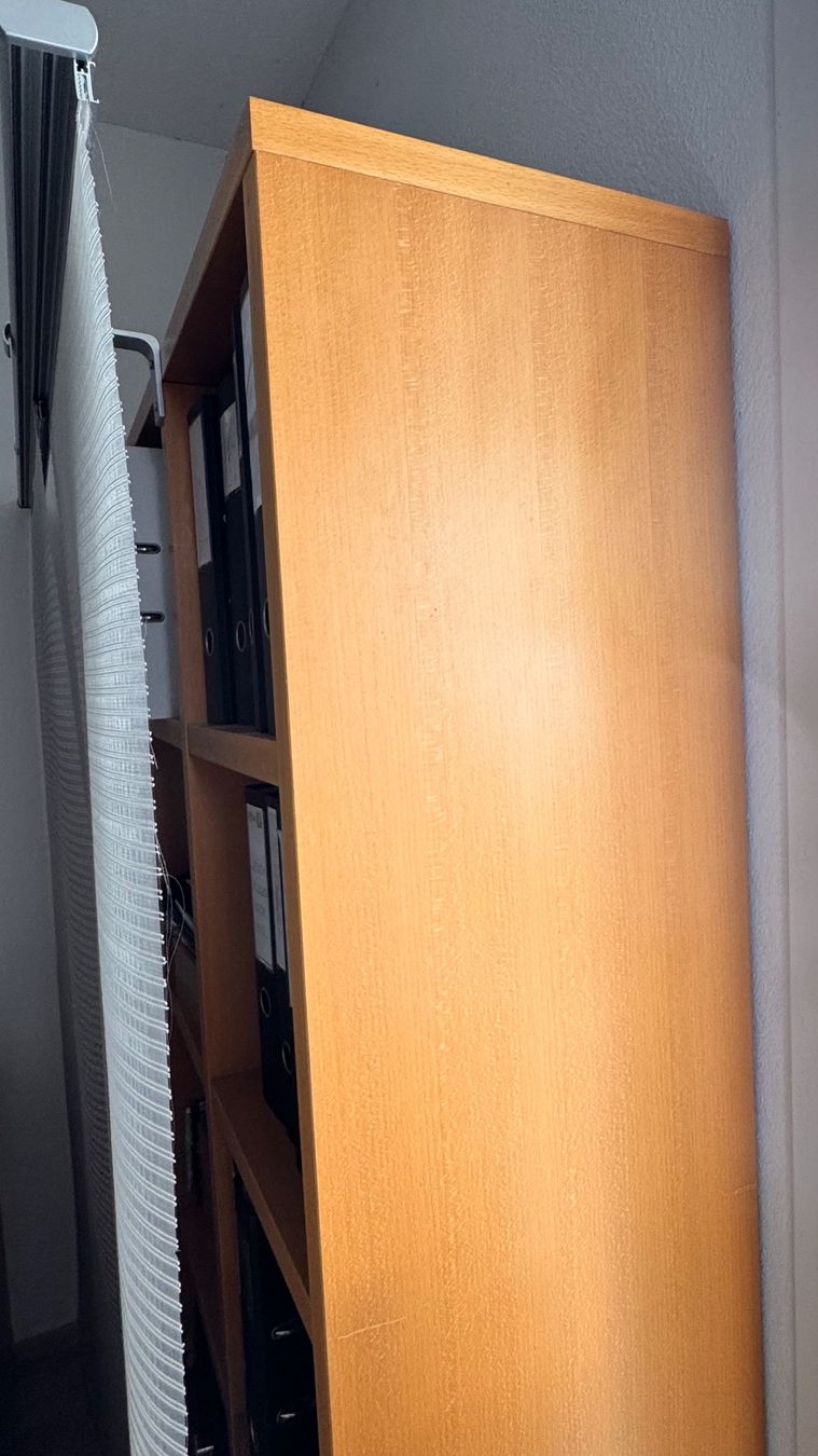 Étagères: Regal mit 12 Fächern auf Rollen mit Schiebevorhang – D'occasion à Baar par 001loulou 5