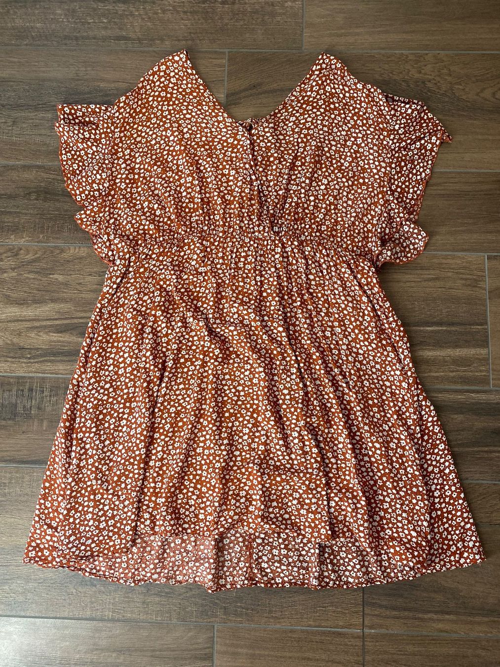 Shein Robes: Kleid leicht mit Blumenmuster Gr. 5XL / Gr. 48 – D'occasion à Pratteln par a23_j2gs 3