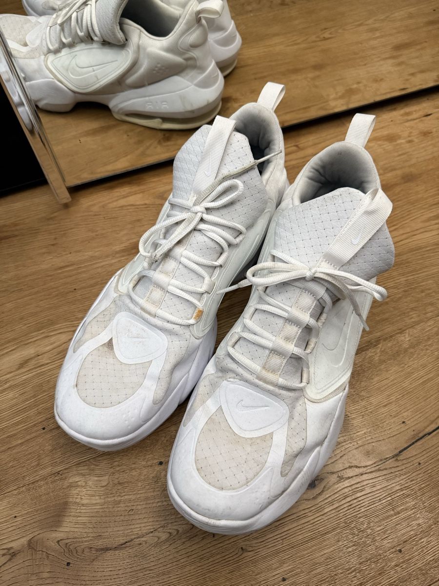 Chaussures hommes: Nike Air Training  – D'occasion à Domat/Ems par kik_8btw