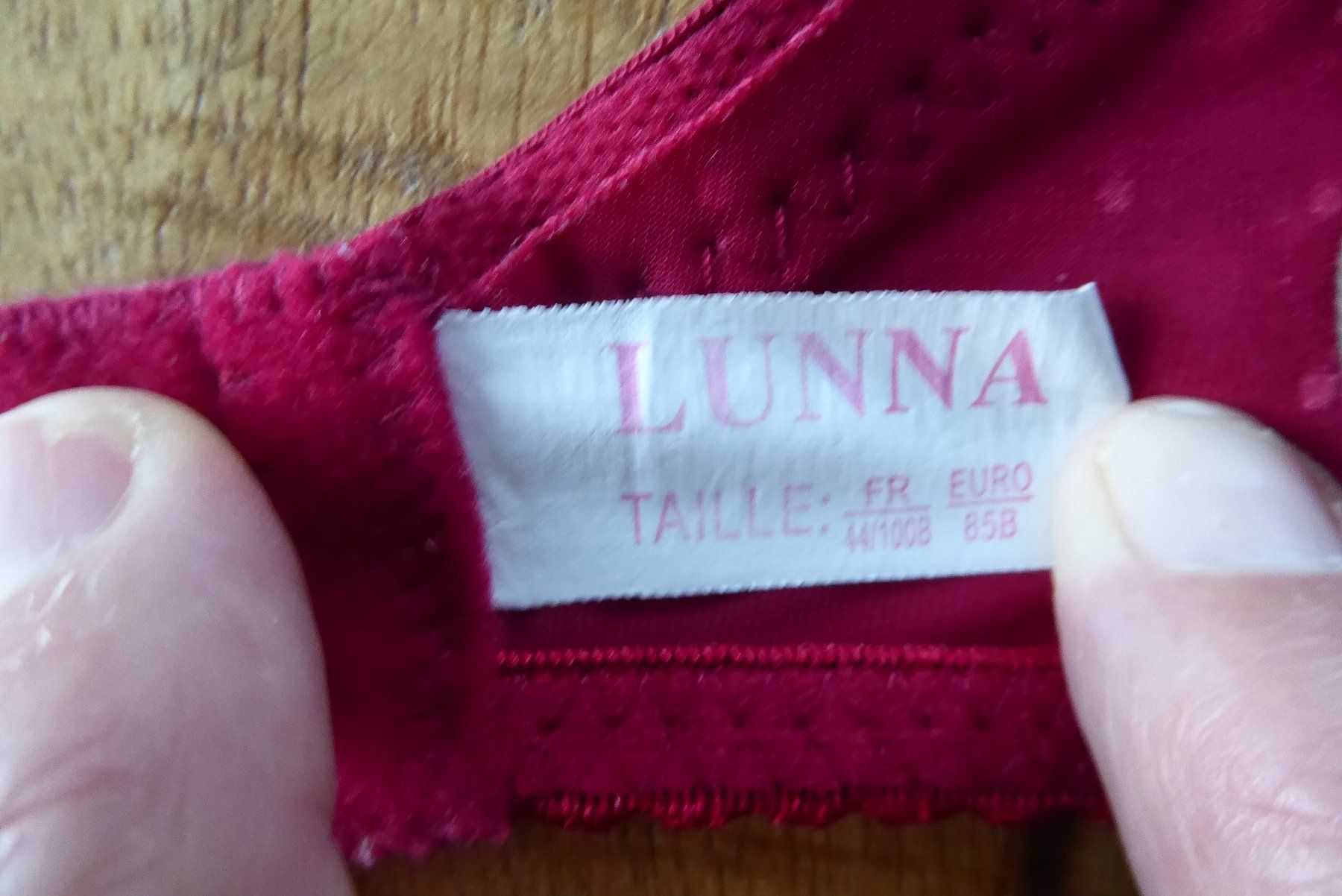 Altra biancheria intima: Vintage BH Gr 85 B LUNNA – Usato da Sargans venduto da Benziner 2