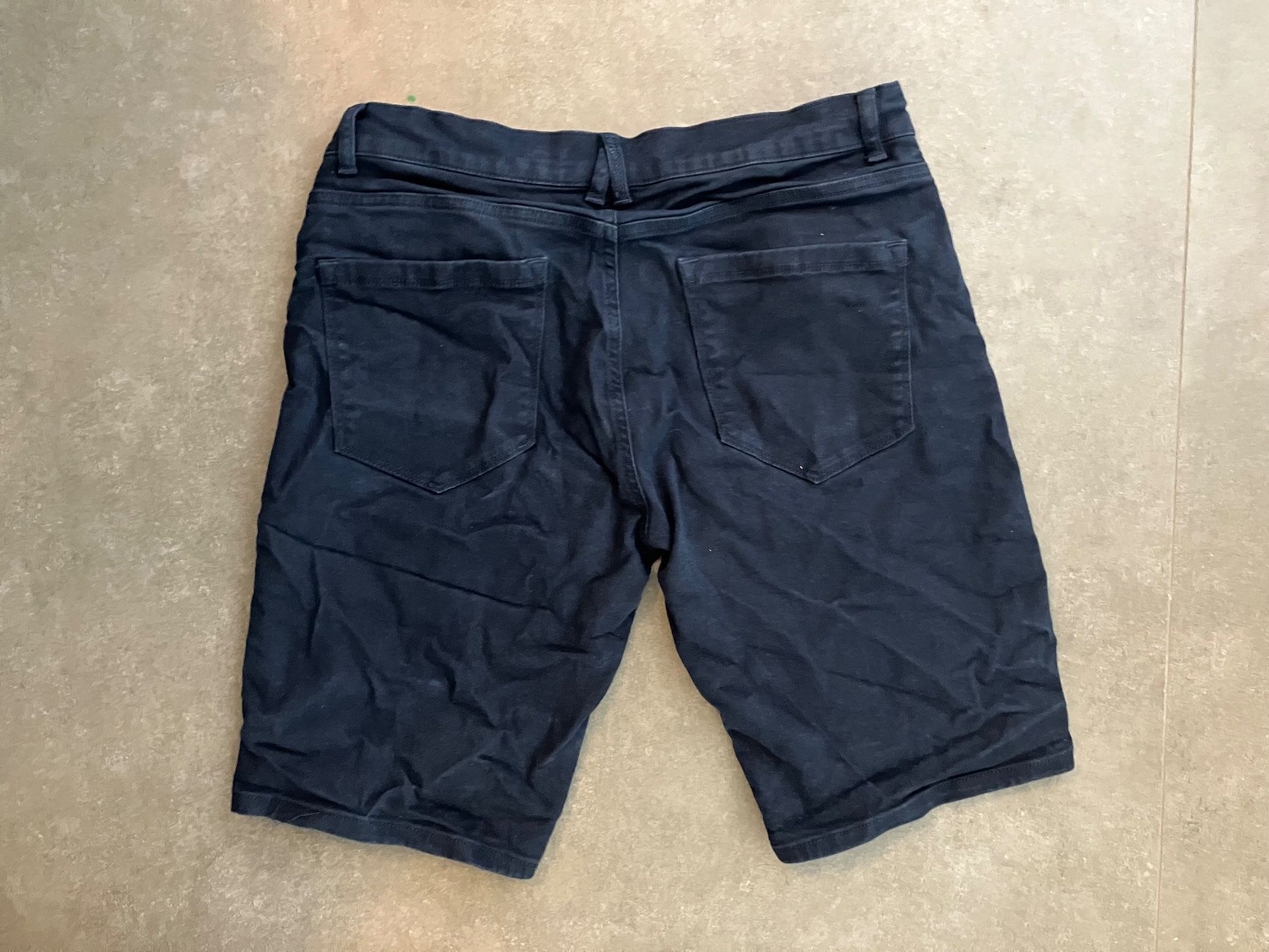 Hosen: Manor Men Shorts Bermuda dunkelblau Gr. L – Gebraucht aus Wettingen von Chnoelleli 1