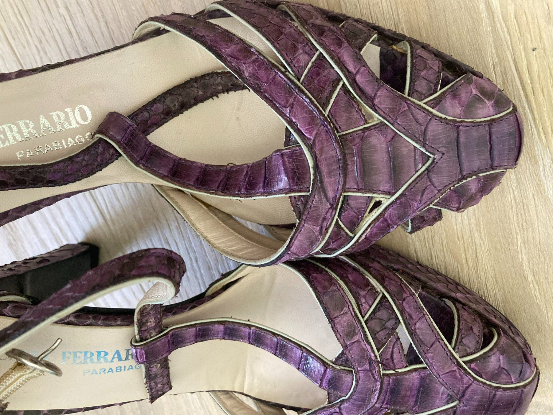 Scarpe da donna: Sandales originales en cuir 24.5 cm – Usato da Lausanne 26 venduto da anaxena 7