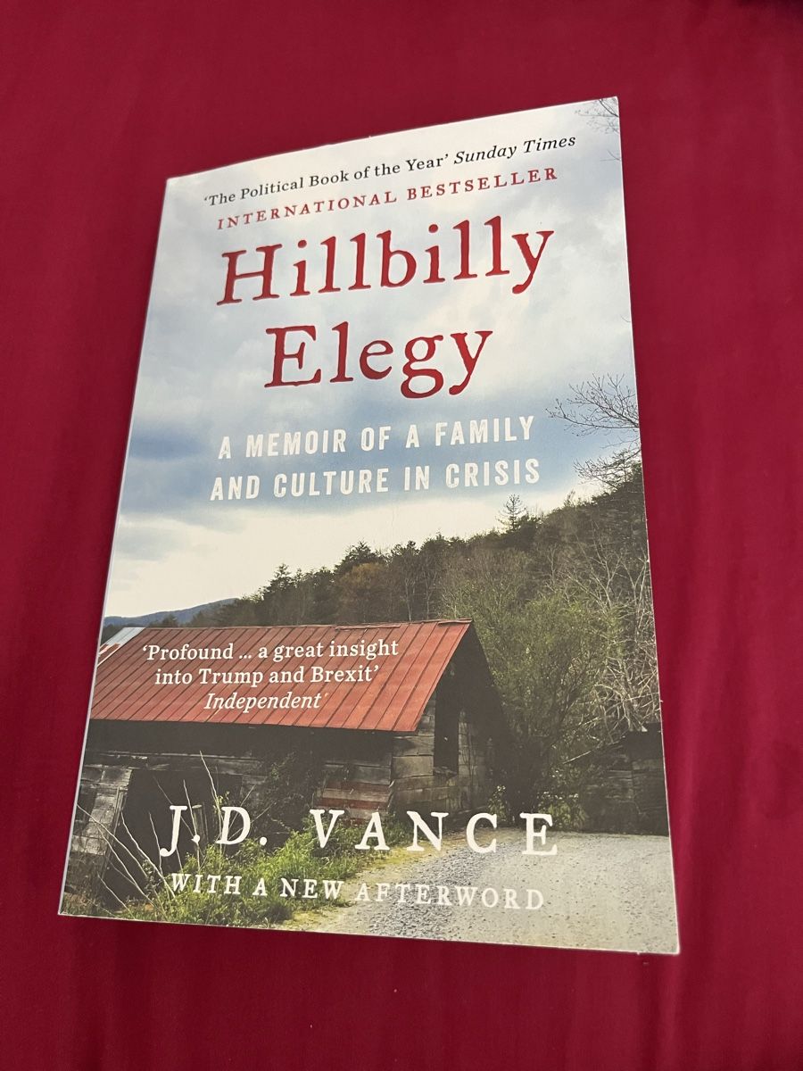 Libri: JD Vance “Hillbilly elegy” – Usato da Châtelaine venduto da EvelinaT