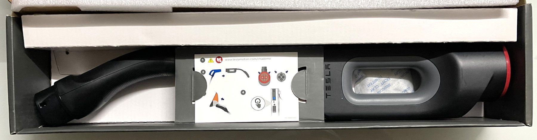 Tesla Automobili: TESLA - CHAdeMO-Adapter - Charging Adapter - NEU – Nuovo e nell'imballaggio originale da Oftringen venduto da Vucki